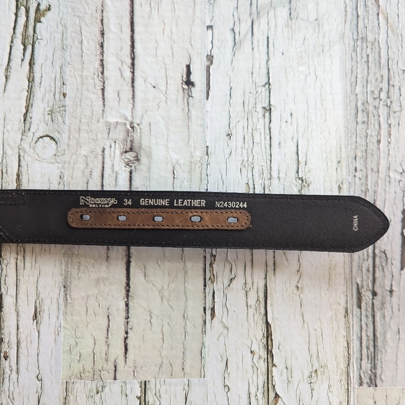 Nocona Western Genuine Leather Belt with Silver Toned Conchos Size 34 - Picture 4 of 11